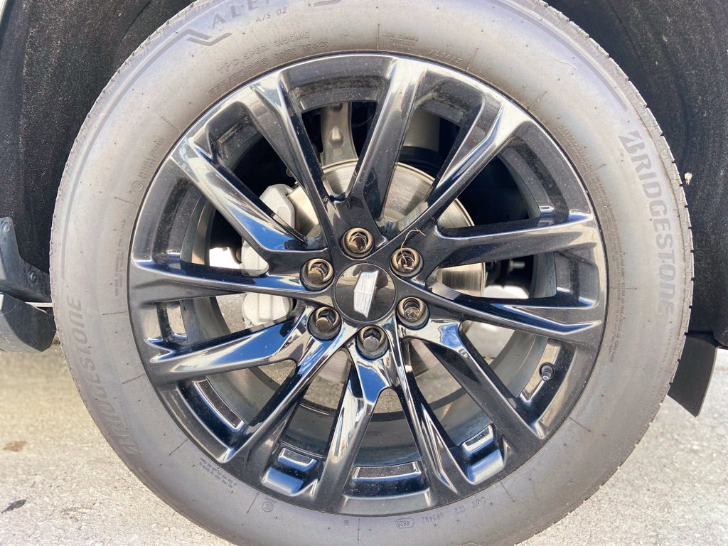 Used 2023 Cadillac Escalade Sport Platinum w/ LPO, ONYX Package AWD/4WD image 12