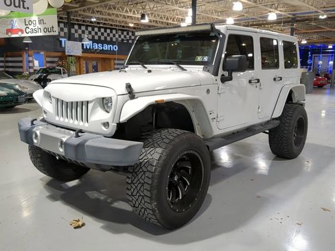Used 2017 Jeep Wrangler Unlimited Sahara w/ Connectivity Group image 1
