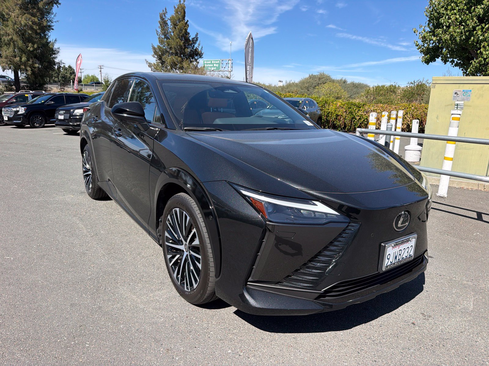 Used 2023 Lexus RZ 450e Premium w/ Cold Area Package AWD/4WD image 1