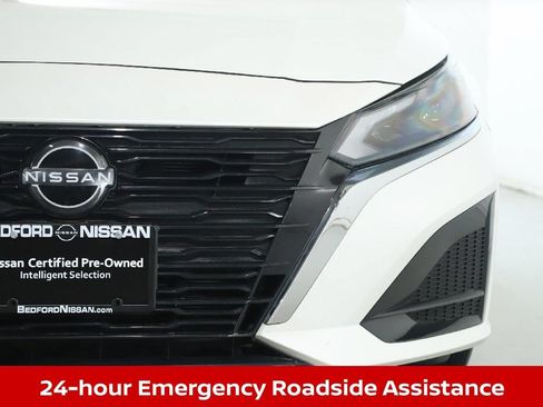 Certified 2023 Nissan Altima 2.5 SV w/ SV Premium Package AWD/4WD image 10