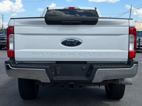 Used 2018 Ford F250 XL w/ Power Equipment Group AWD/4WD image 7