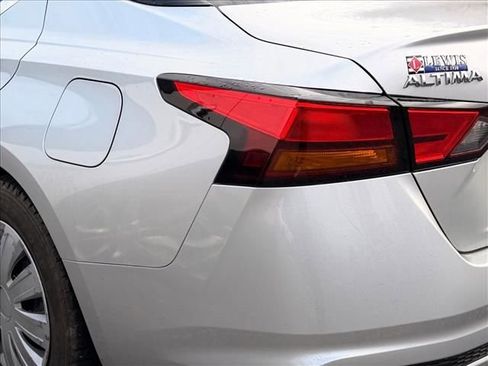 Used 2020 Nissan Altima 2.5 S image 20