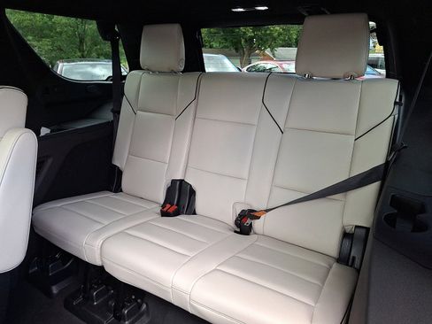 Used 2021 Cadillac Escalade Sport image 12