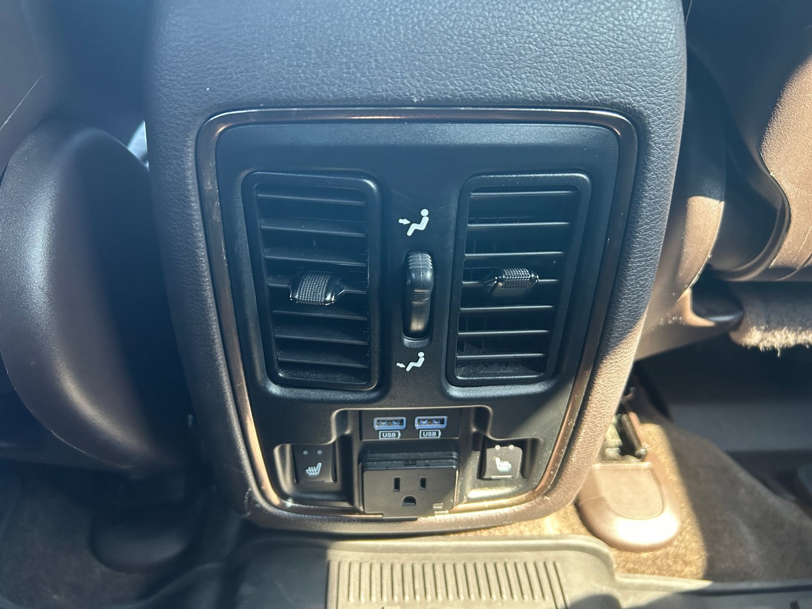 Used 2017 Jeep Grand Cherokee Summit w/ Platinum Series Group AWD/4WD image 18