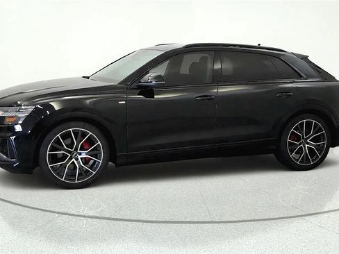 Used 2022 Audi Q8 Prestige AWD/4WD image 3