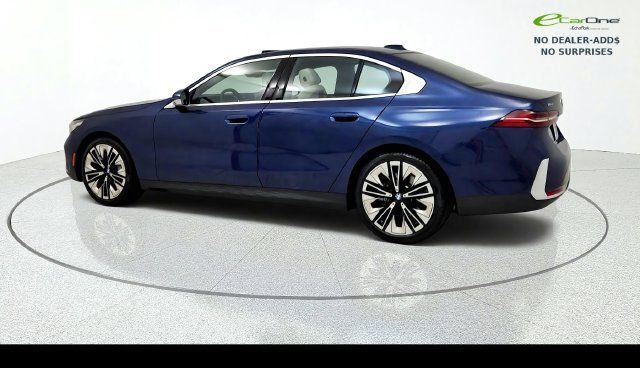 Used 2026 BMW 540i xDrive AWD/4WD image 6