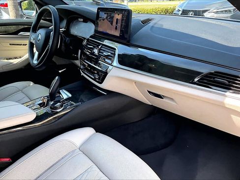 Used 2021 BMW 540i w/ Executive Package RWD image 19