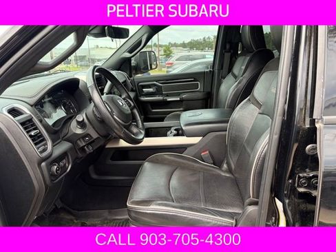 Used 2019 RAM 2500 Laramie w/ Black Appearance Package AWD/4WD image 5