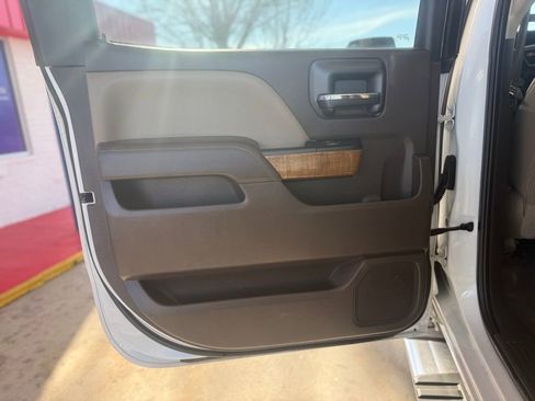 Used 2018 GMC Sierra 1500 SLT w/ SLT Premium Package image 16