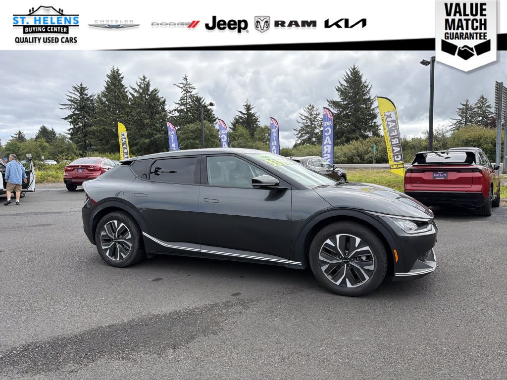 Used 2024 Kia EV6 Light AWD/4WD image 9