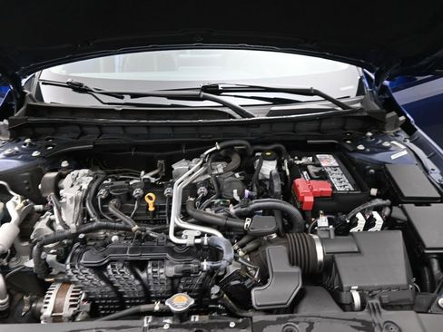 Used 2024 Nissan Altima 2.5 SR FWD image 23