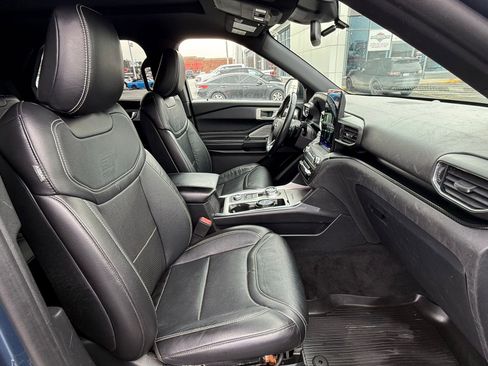 Used 2020 Ford Explorer ST w/ ST Street Pack image 19