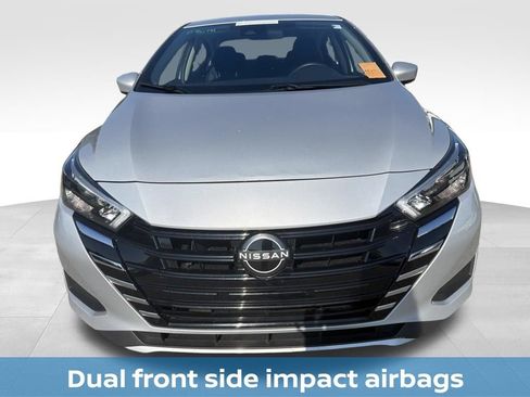Used 2025 Nissan Versa SV FWD image 21