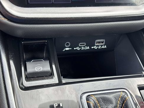 Used 2024 Subaru Outback Wilderness AWD/4WD image 29