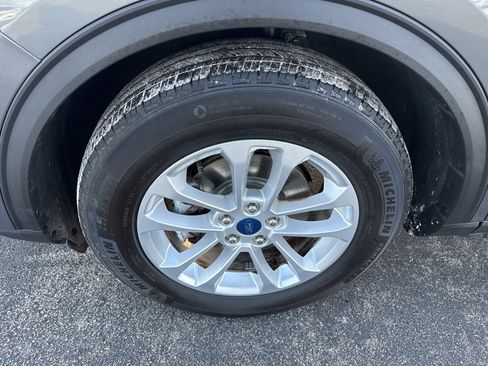 Used 2022 Ford Escape SE image 21