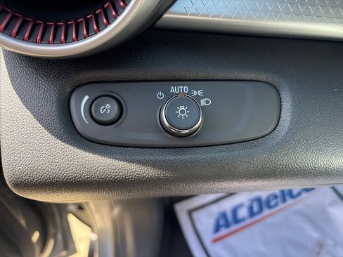 New 2026 Chevrolet Trax RS FWD image 16