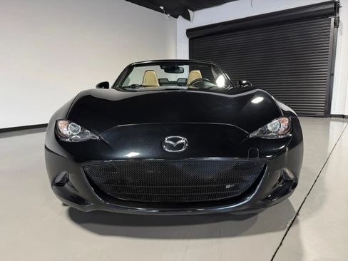 Used 2016 MAZDA MX-5 Miata Grand Touring RWD image 2