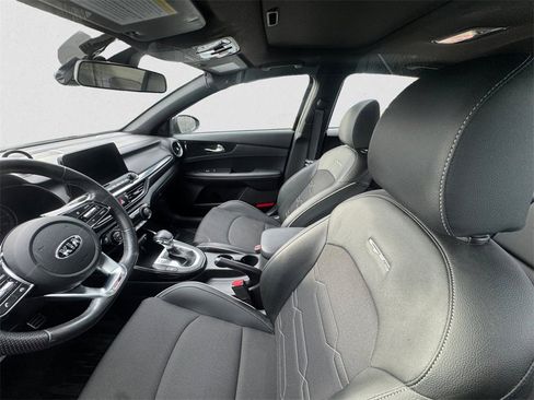 Used 2020 Kia Forte GT-Line w/ GT-Line Premium Package image 8