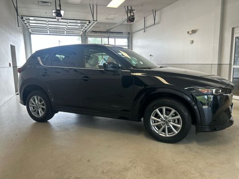 Certified 2024 MAZDA CX-5 AWD 2.5 S w/ Preferred Package image 5