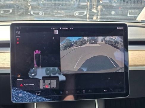 Used 2019 Tesla Model 3 Standard Range image 12