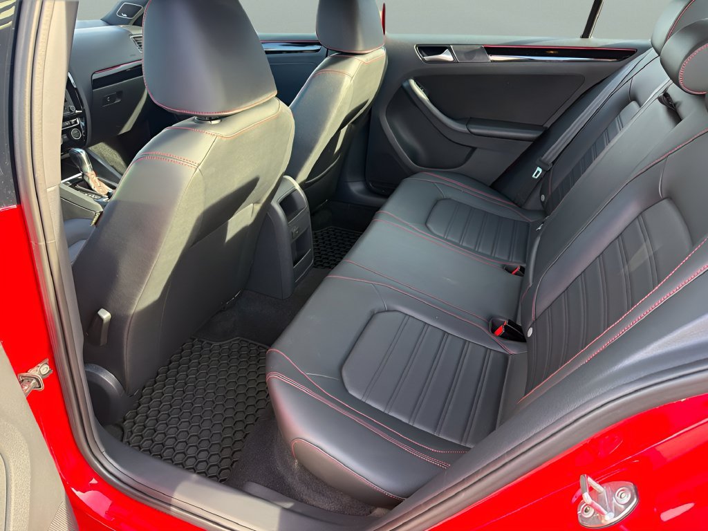Used 2016 Volkswagen Jetta GLI SEL FWD image 22