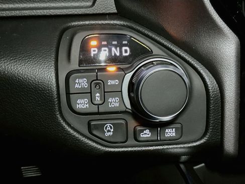 New 2026 RAM 1500 4x4 Crew Cab image 11