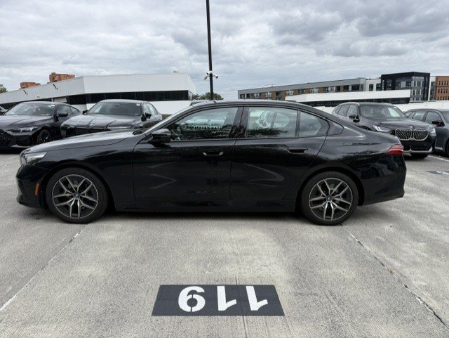 Certified 2024 BMW i5 M60 AWD/4WD image 5