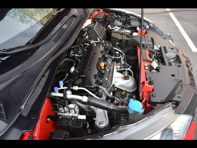 Used 2018 Honda HR-V EX image 40