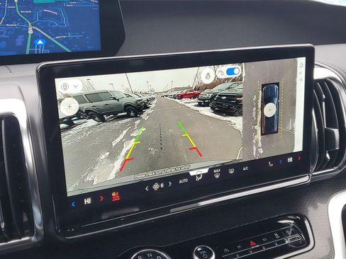 New 2025 Ford Expedition Platinum w/ Stealth Performance Package image 18