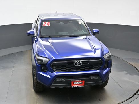 Used 2024 Toyota Tacoma TRD Off-Road image 35