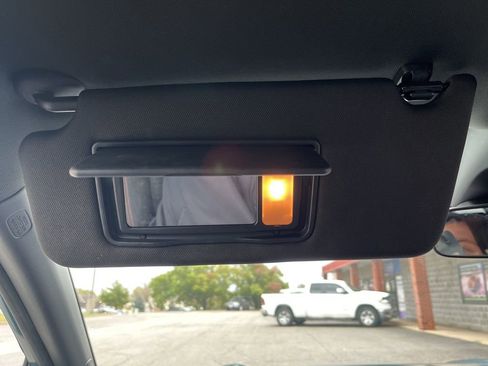 Used 2023 Honda HR-V Sport image 77