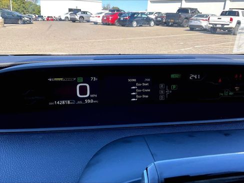 Used 2017 Toyota Prius Prime Advanced image 25