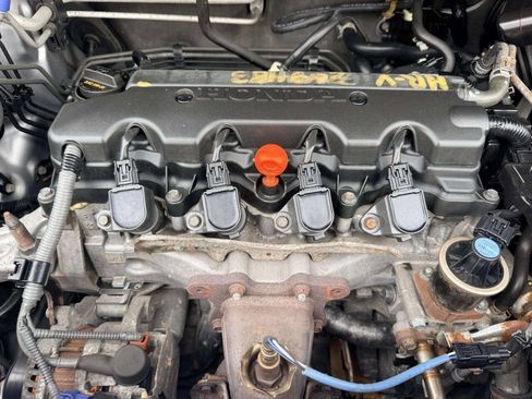 Used 2017 Honda HR-V EX image 11