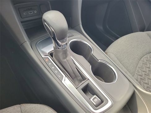 Certified 2024 Chevrolet Equinox LT image 29