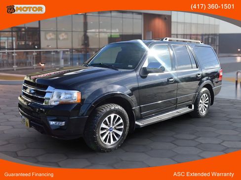 Used 2017 Ford Expedition XLT image 1