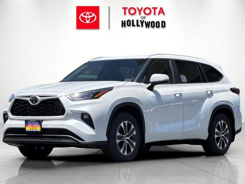 New 2026 Toyota Highlander XLE AWD/4WD image 7