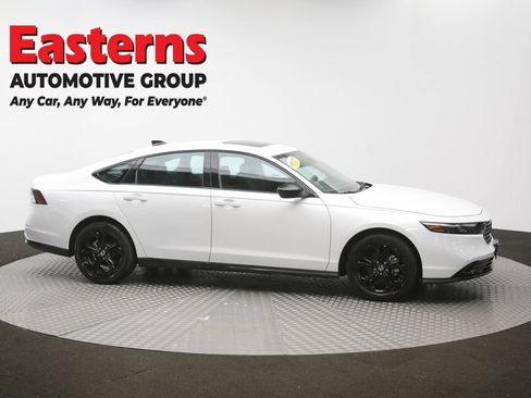Used 2025 Honda Accord SE image 46