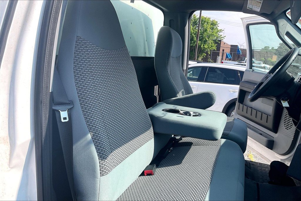Used 2018 Ford F650 2WD Regular Cab Super Duty image 6