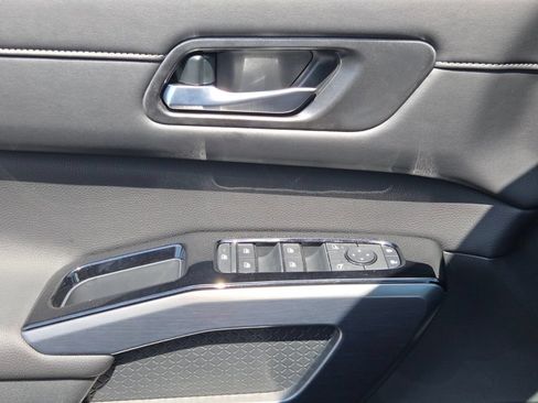 New 2026 Nissan Pathfinder SL FWD image 26
