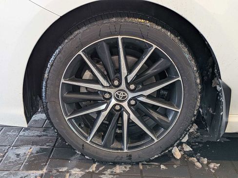 Used 2022 Toyota Camry SE w/ Cold Weather Package image 13