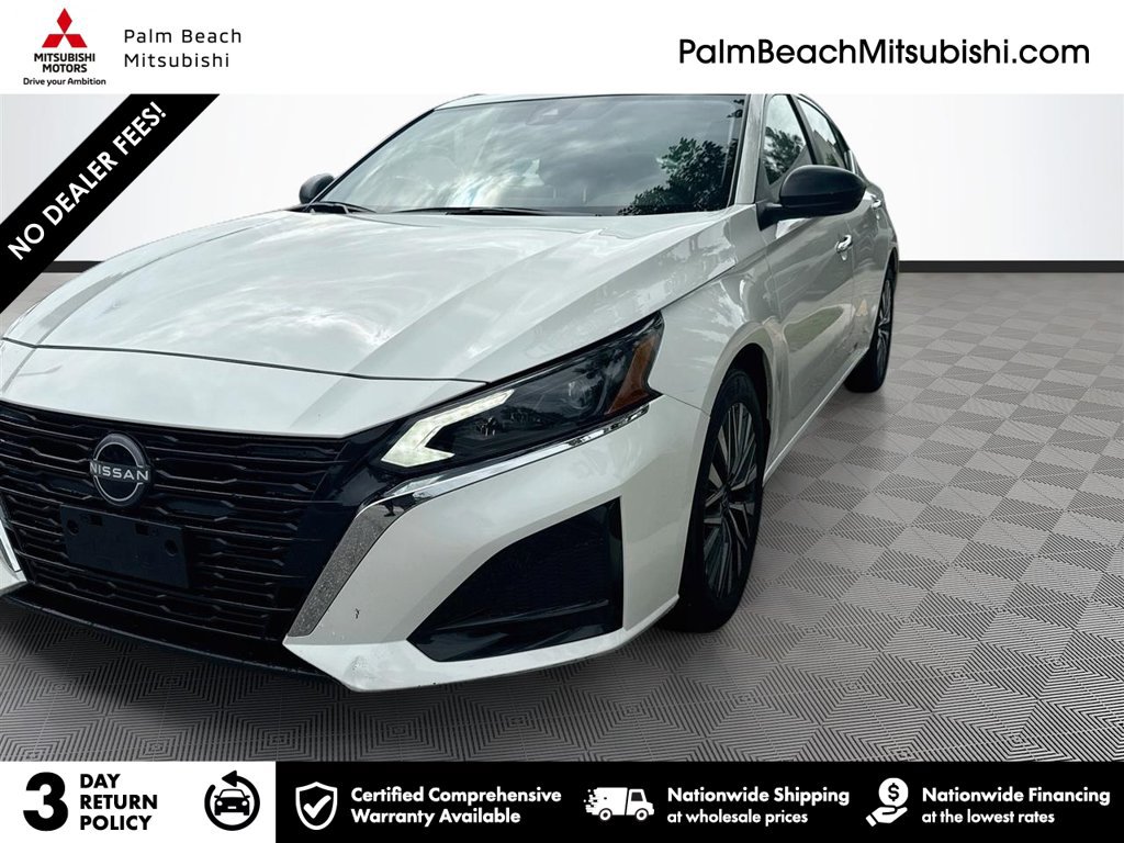 Used 2024 Nissan Altima 2.5 SV FWD image 1