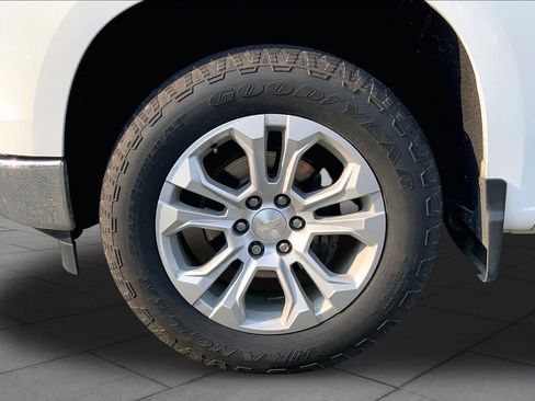 Used 2022 Chevrolet Silverado 1500 LTZ AWD/4WD image 11