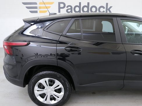 Used 2024 Chevrolet Trax LS image 10