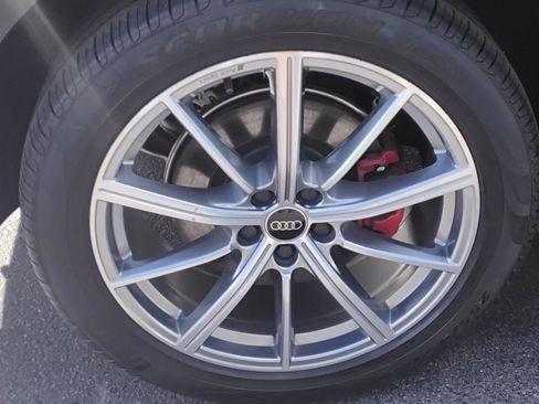 Certified 2024 Audi Q5 e Premium Plus w/ Premium Plus Package image 13