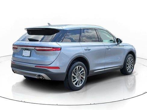 Certified 2022 Lincoln Corsair FWD image 3