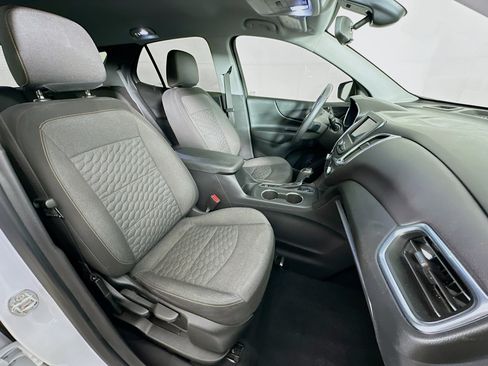 Used 2021 Chevrolet Equinox LT FWD image 30