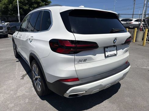 Used 2024 BMW X5 xDrive40i w/ Premium Package AWD/4WD image 12