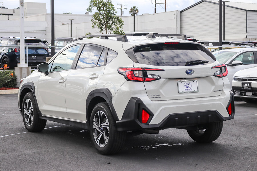 Used 2024 Subaru Crosstrek 2.0i Premium w/ Crosstrek Mirror Package AWD/4WD image 7