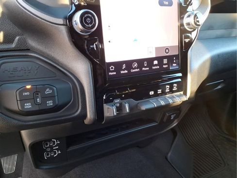 New 2026 RAM 2500 Tradesman AWD/4WD image 22