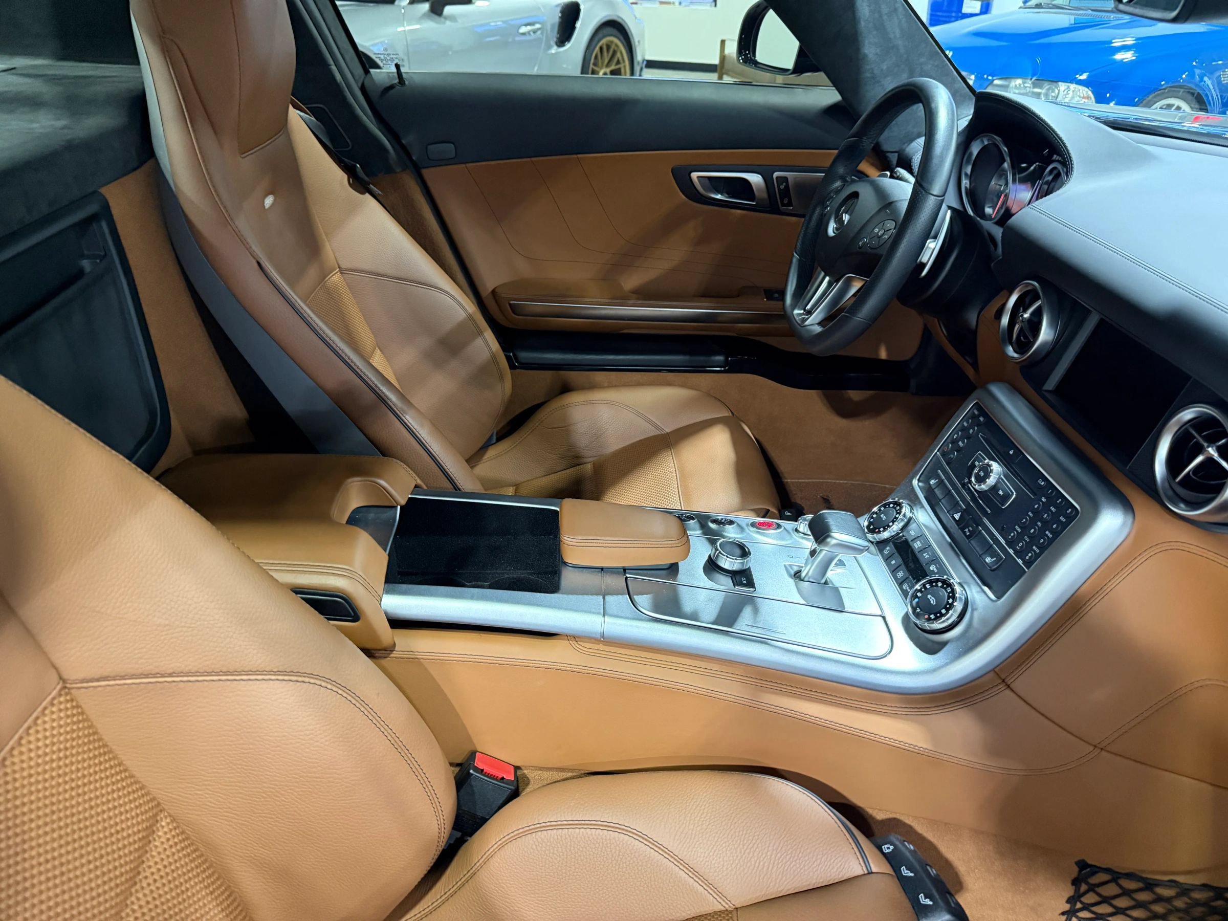 Used 2011 Mercedes-Benz SLS AMG Coupe image 60